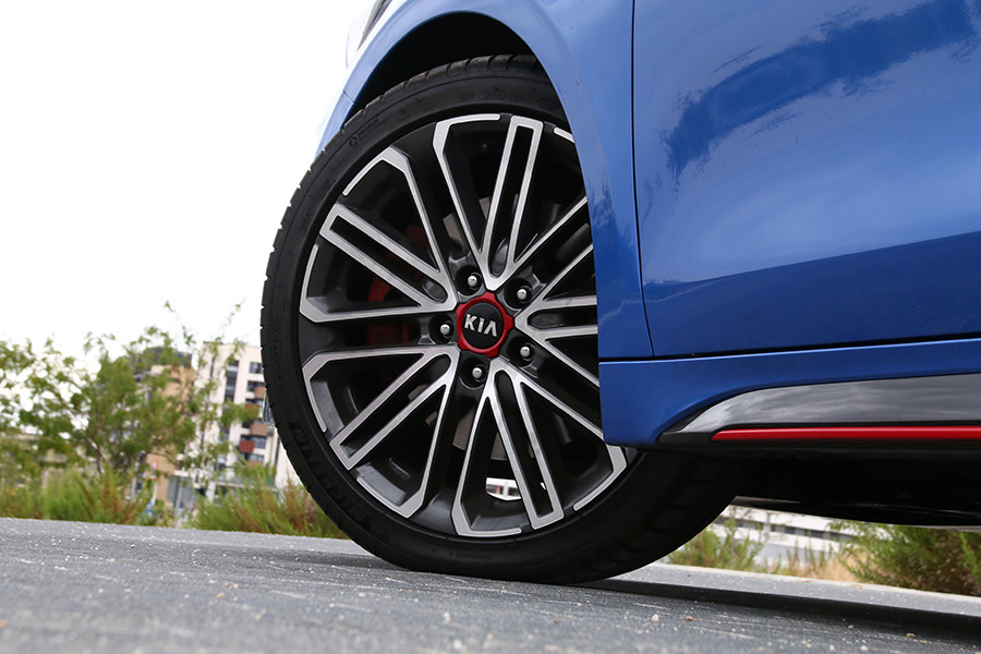 kia-proceed-gt (23).JPG