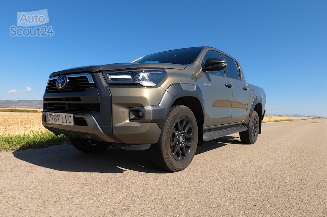 28 toyota hilux 2022 28 toyota hilux 2022