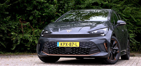 Cupra Born 1
