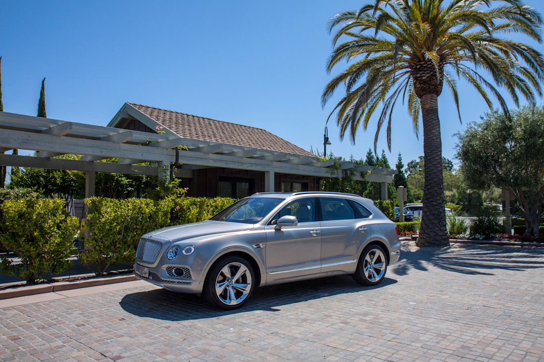 Editorial bentayga hybrid 7