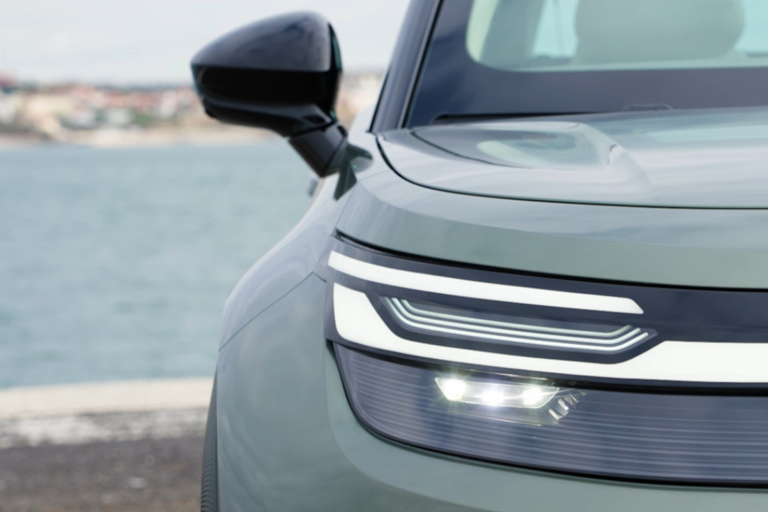 Faros Matrix LED IQ.LIGHT del Volkswagen ID.Cross Concept.jpg