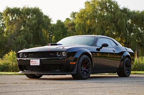 Editorial 2023 dodge challenger rt shakedown special edition td 231011 08 jl