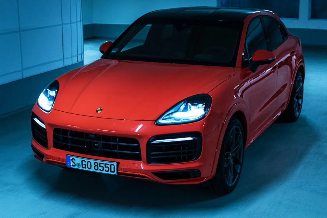 Cayenne-Coupe-Front Cayenne-Coupe-Front