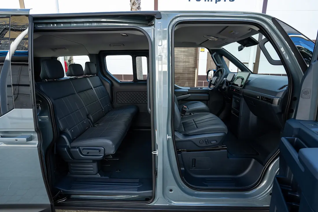 kia pv5-Passenger kickoff26 lakehouse-grau-metallic-platzangebot