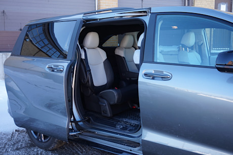 2026 Toyota Sienna - TD - JL - 260218 - 12