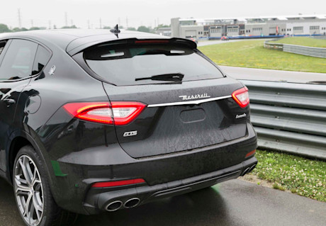 Editorial 2019 maserati levante gts 04 jw