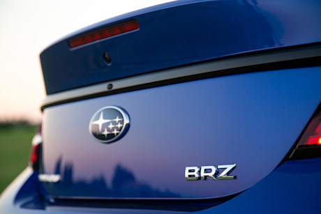 Editorial 2022 subaru brz sport tech 14 jw