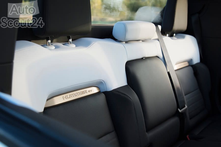GMC-Hummer_EV-2022-1280-21.jpg