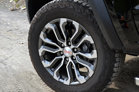 GMC Canyon Denali 2023 : essai routier Image