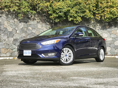 Editorial 2017 ford focus titanium sedan 03 gw