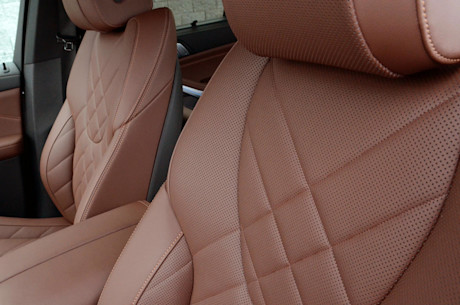 BMW X5 xDrive50e 2024 : essai routier Image