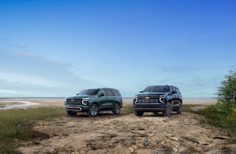Editorial 2025chevrolettahoez71andsuburbanhighcountry