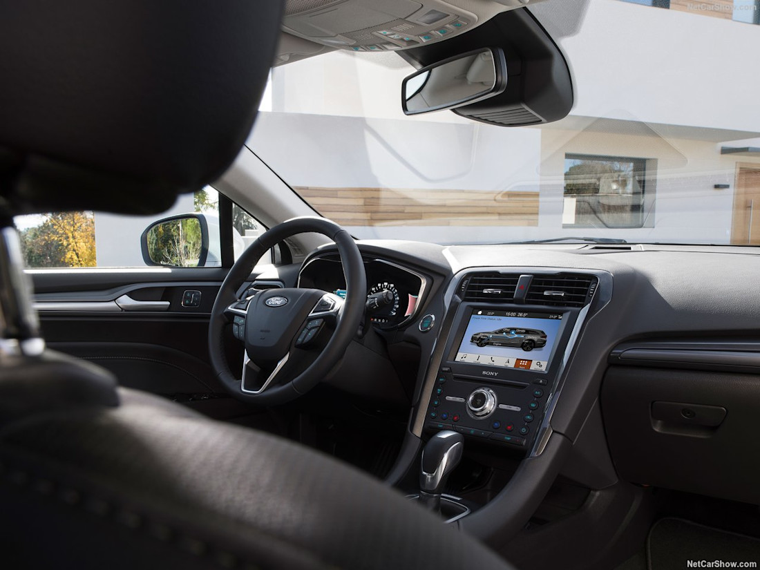 2019FordMondeo-Hybrid_02.jpg