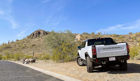 Editorial 2022 gmc hummer ev edition 1 pickup 14 ct