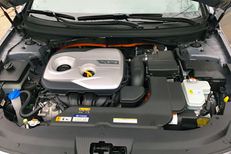 Editorial 2017 hyundai sonata hybrid ultimate 08 sb