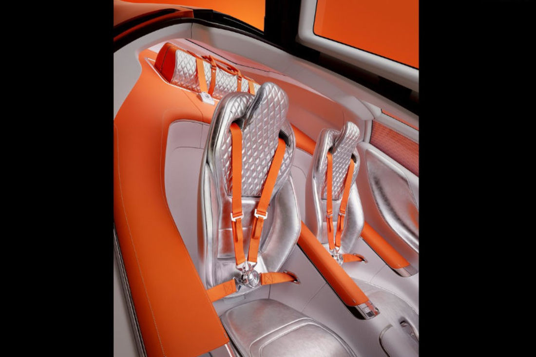 Mercedes-Vision-One-Eleven-2023-c111 (1).jpg