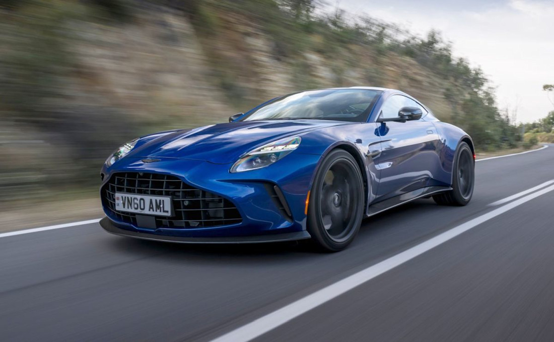 Aston Martin Vantage 1