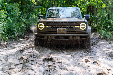 Editorial 2021 ford bronco badlands 04 ford