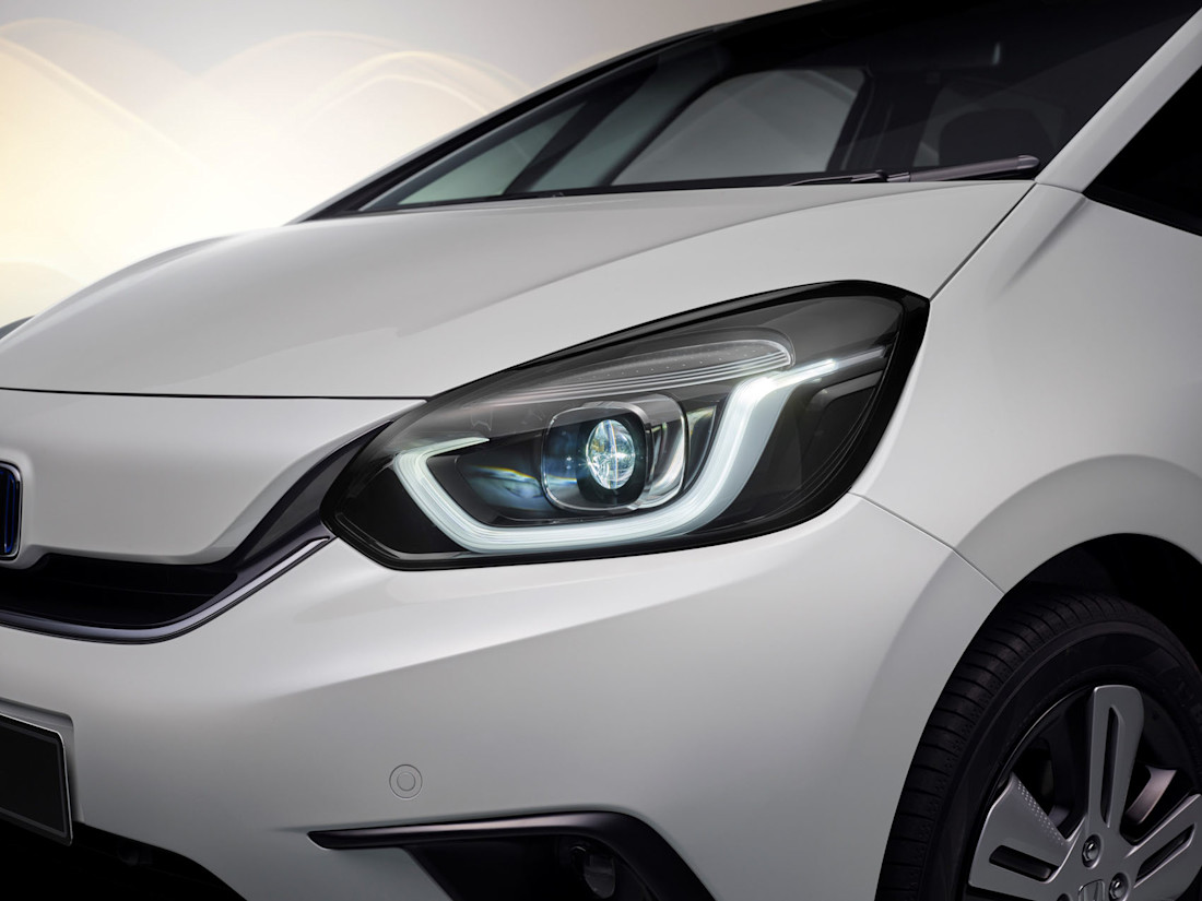 193850_Honda_Jazz_Exterior_Front_Light_Detail.jpg