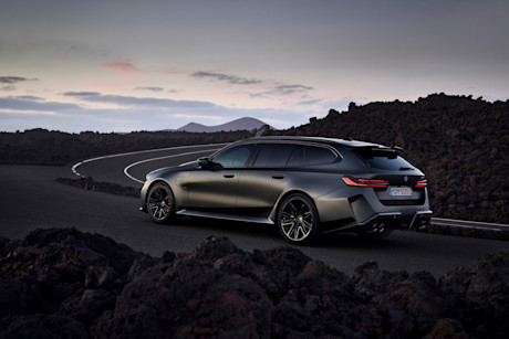 BMW-M5-TOURING-2024 (6)