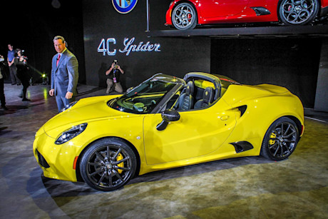 Editorial 09 bm alfa romeo 4c spider