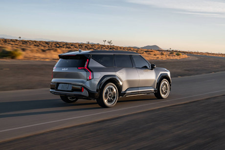 Editorial 2026 kia ev9 gt nf kia 241121 6