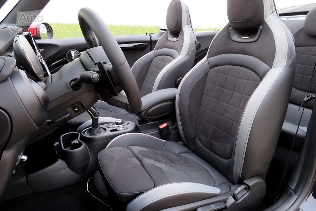 15_mini cabrio jcw_asientos del.JPG