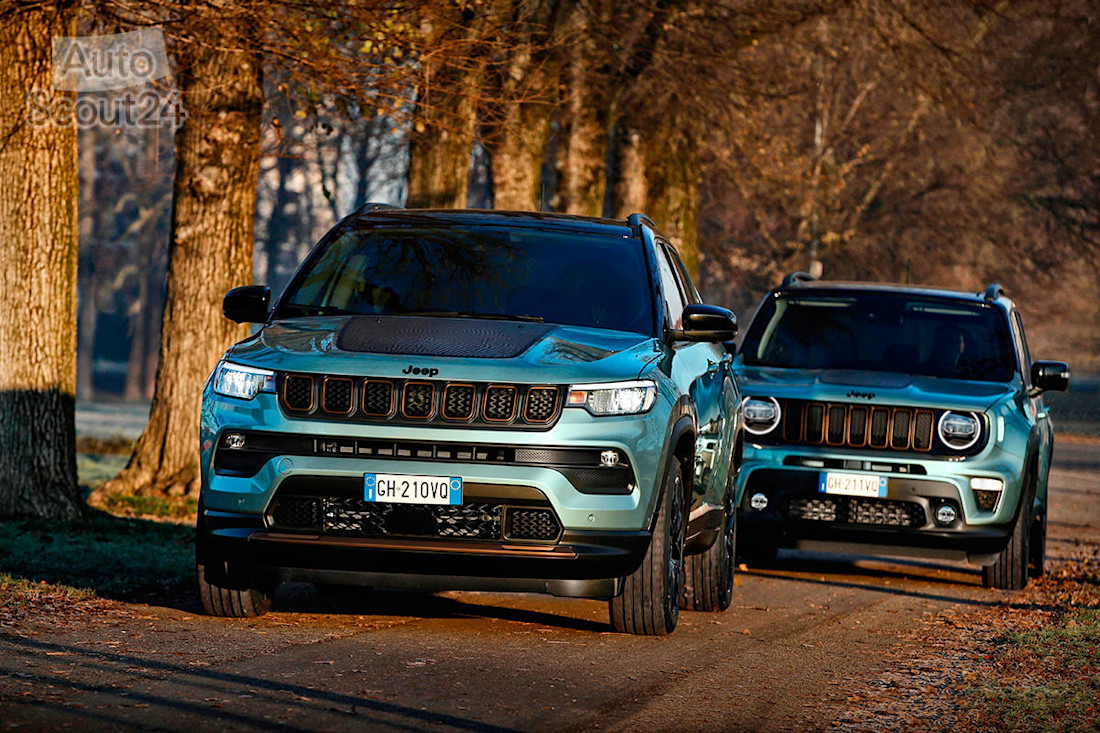 02_Jeep®RenegadeeCompasse-Hybrid2.jpg
