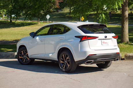 Editorial 2020 lexus nx 300 black line 06 jl