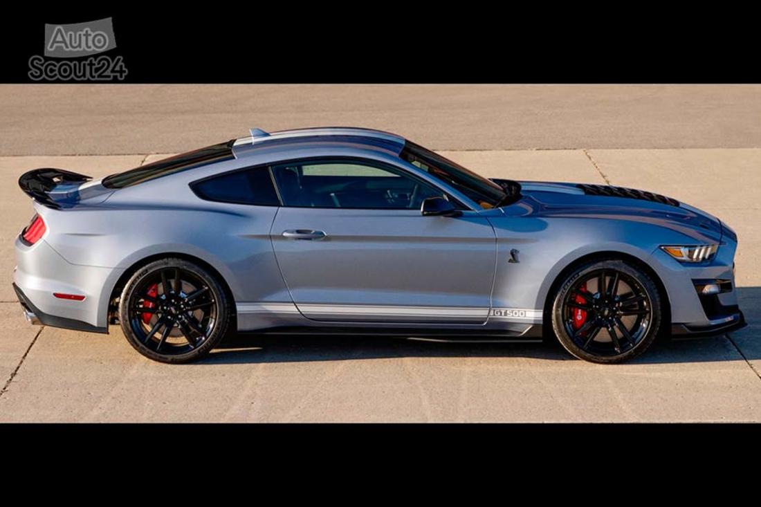 Ford-Mustang_Shelby_GT500_Heritage_Edition-2022-1280-18.jpg
