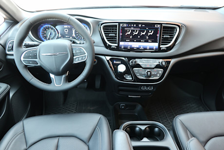 2025 Chrysler Grand Caravan Review Image