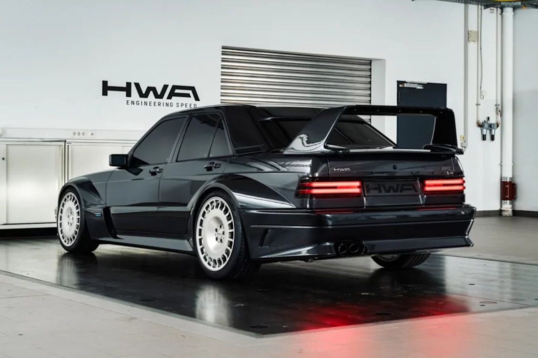 HWA-Mercedes-190E-2 (3).jpg