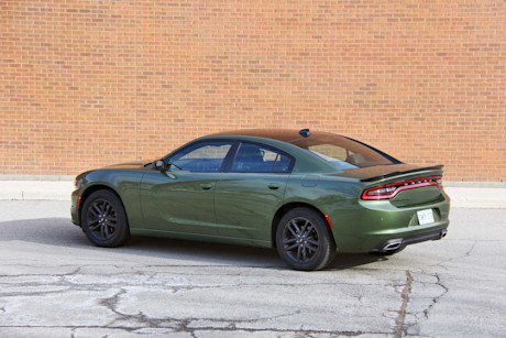Editorial 2019 dodge charger sxt awd 09 dw