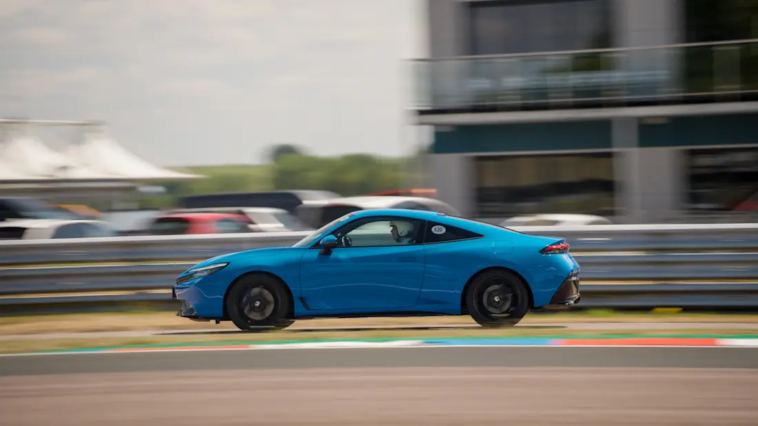 Prelude Blue .00 07 25 12.Still010
