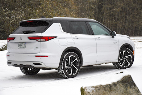 Mitsubishi Outlander PHEV 2023 : premier essai Image