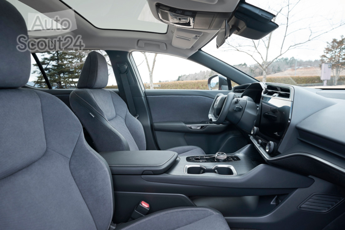 lexus-rz-450e (15).jpg