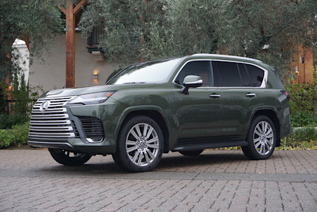 Editorial 2025 lexus lx 700h fd di 250203 2