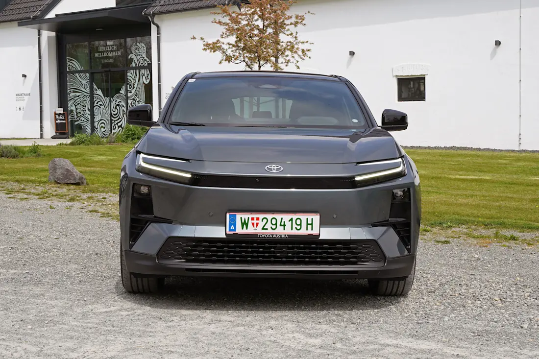 Toyota C-HR+ (2026)_Front