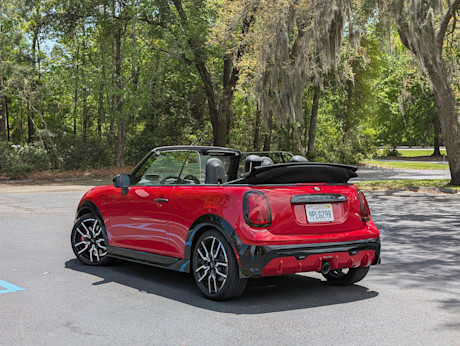 Editorial 2025 mini cooper jcw convertible fd sbe 250410 7