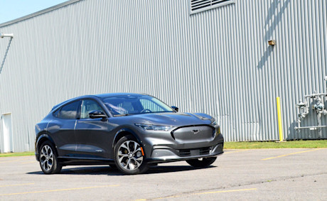 Ford Mustang Mach-E Premium RWD 2021 : essai routier Image