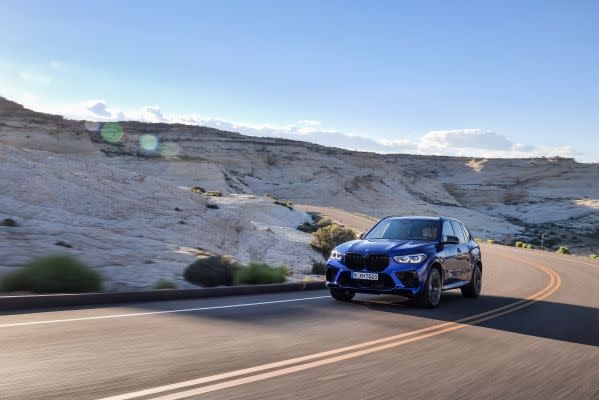 P90367277_lowRes_the-new-bmw-x5-m-and.jpg