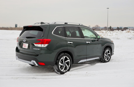 Editorial 2022 subaru forester premier 09 jm