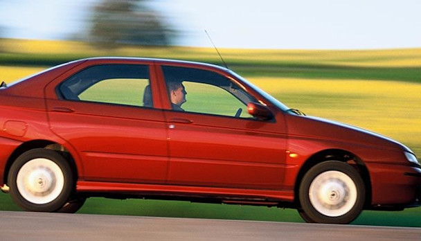 Alfa Romeo 146