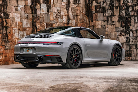 Editorial 2022 porsche 911 targa gts 03 porsche