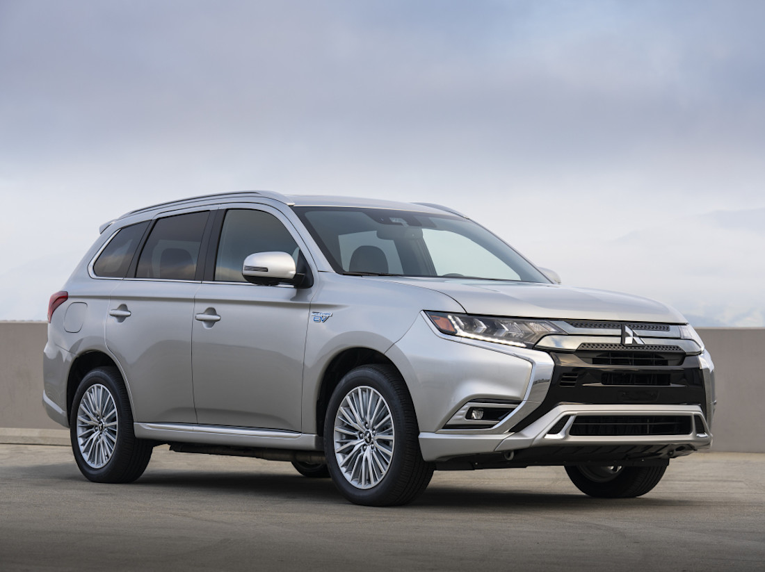 mitsubishi_outlander_759_005a00000a7407d1.jpg