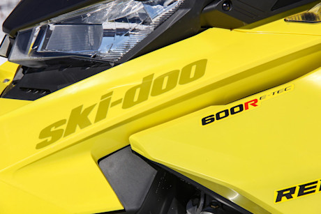 Editorial snowmobiling 101 25 dw