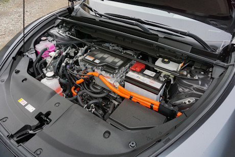 Editorial 2023 lexus rz 450e 16 di