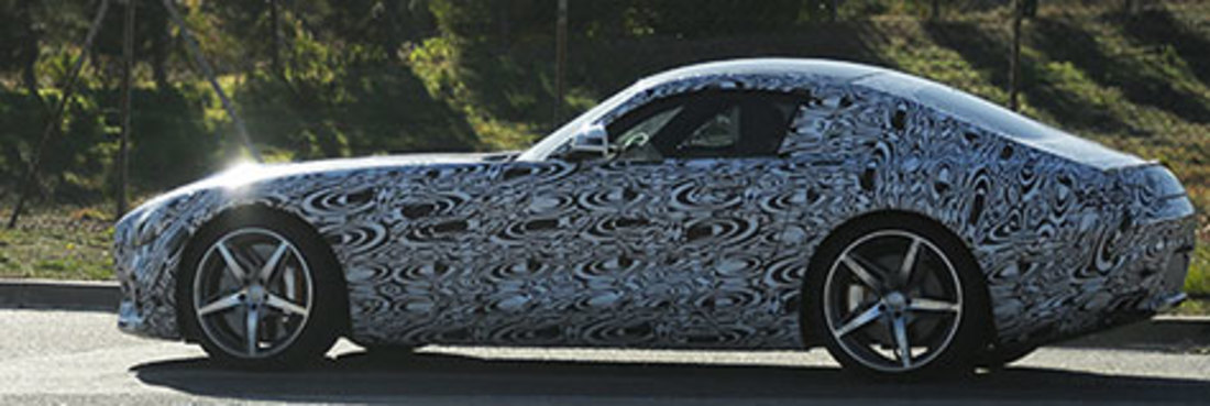 still covered: Mercedes-Benz GT AMG – Op kleinere schaal