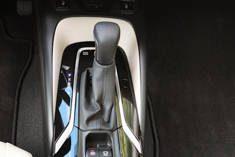 Editorial 2021 toyota corolla hybrid w premium package 23 jm