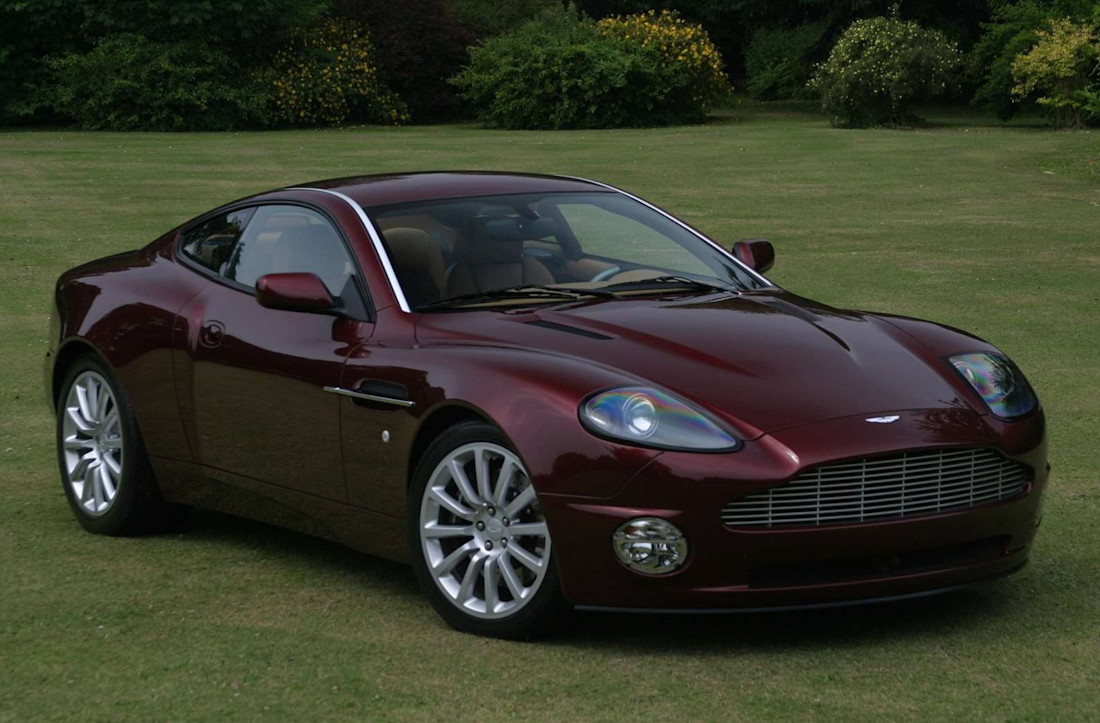 aston-martin-v12-vanquish-side